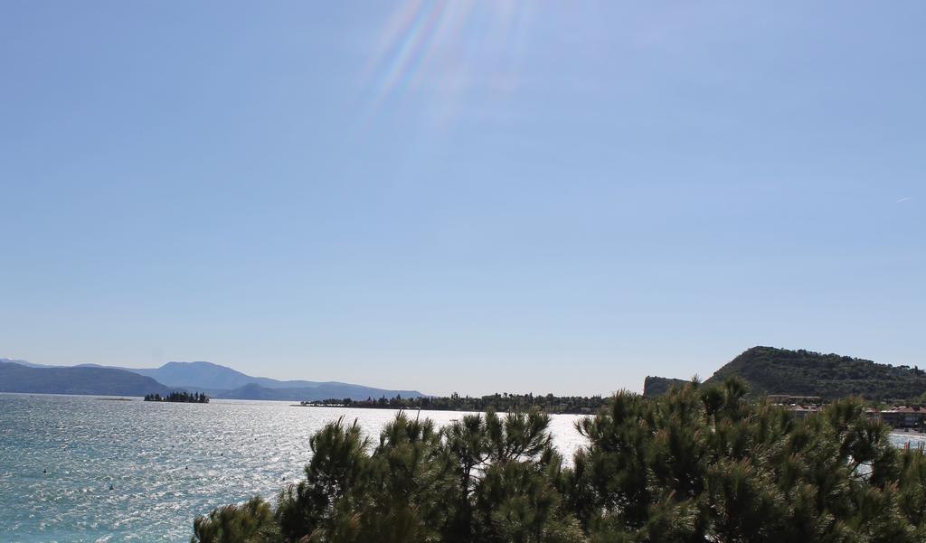 Bellerive Ristorante Albergo Manerba del Garda Kültér fotó