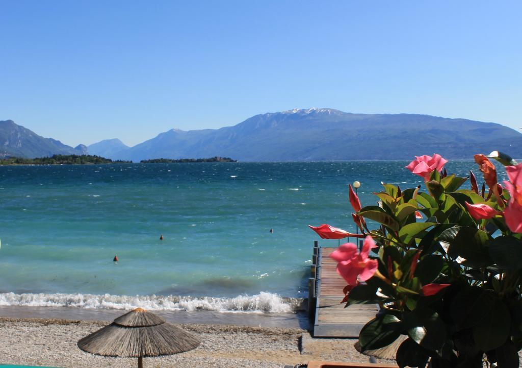 Bellerive Ristorante Albergo Manerba del Garda Kültér fotó