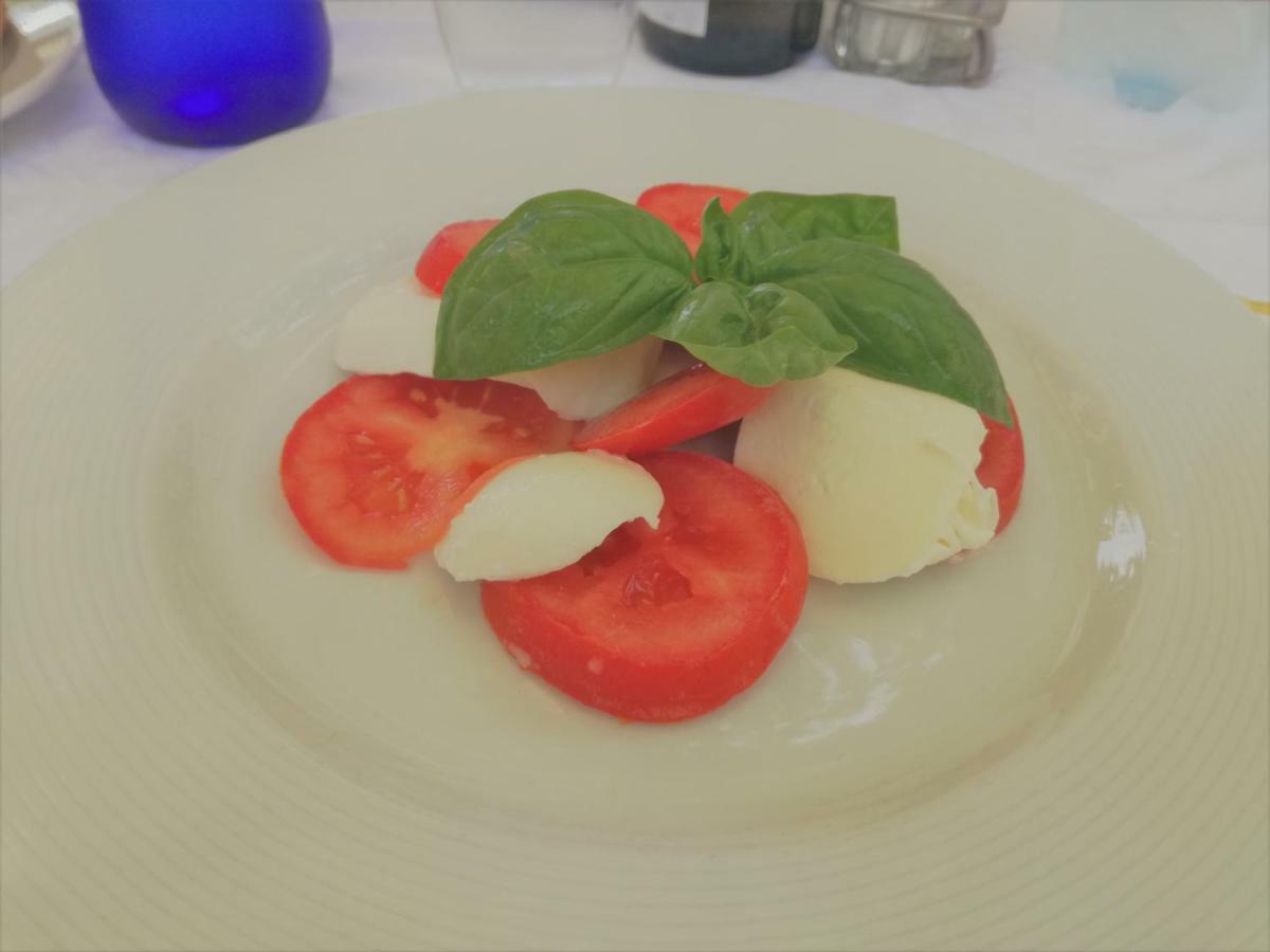 Bellerive Ristorante Albergo Manerba del Garda Kültér fotó